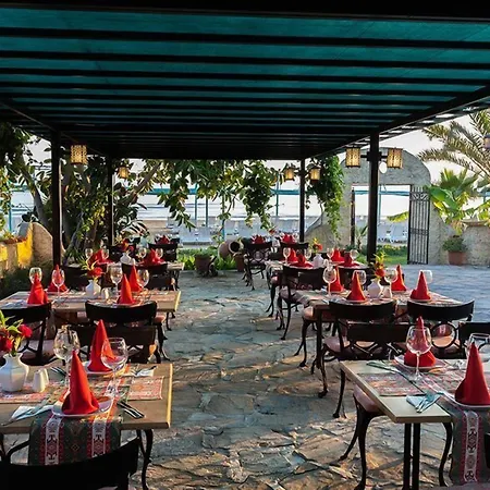 Iz Flower Отель 4*