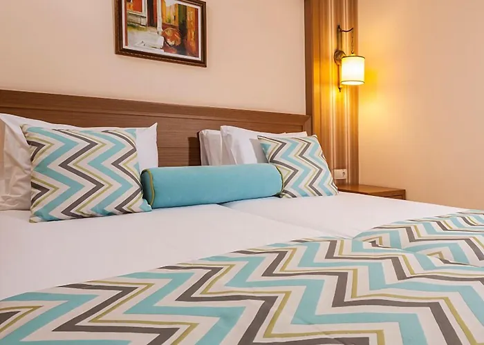 Hotel Iz Flower Side