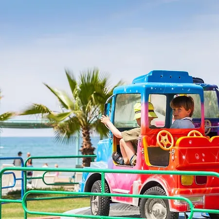 Iz Flower Beach 4*