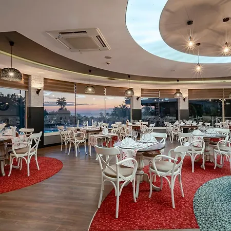 Iz Flower Beach Hotel 4*