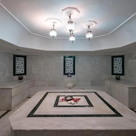 ız Flower Hotel