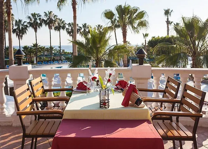 Ξενοδοχείο Iz Flower 4*